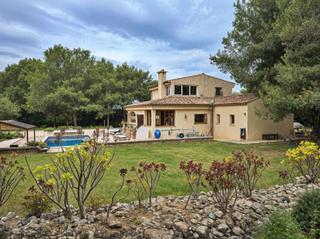 Chalet en Port d´Alcúdia-Platja dÁlcúdia. Villa a la venta en alcudia, zona residencial aucanada  tranquil