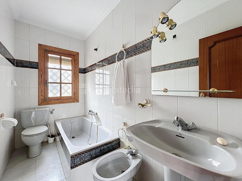 Foto 2823538e-7a67-4ef3-9660-2b085a325111. Chalet mit parking in Ciudad Jardín - Tagarete - El Zapillo Almería