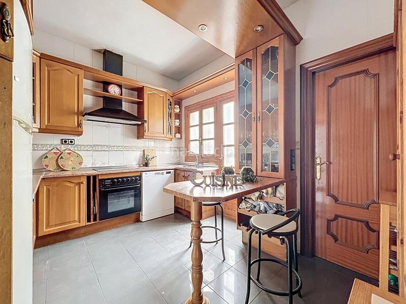 Foto 7e2f067d-2b84-4313-a919-8eeeadb299c2. Chalet mit parking in Ciudad Jardín - Tagarete - El Zapillo Almería