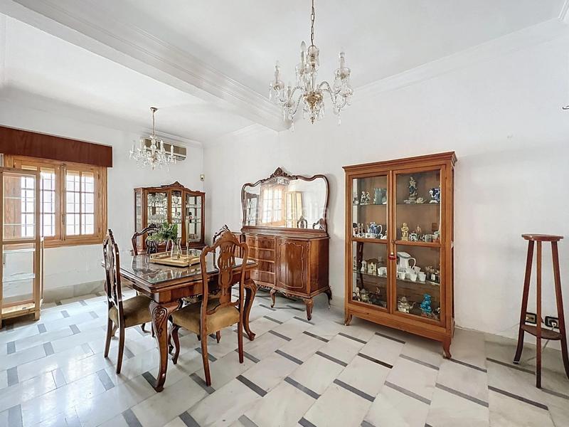 Foto a1b3c97e-5895-47b5-9322-f44ab6915c4f. Chalet mit parking in Ciudad Jardín - Tagarete - El Zapillo Almería