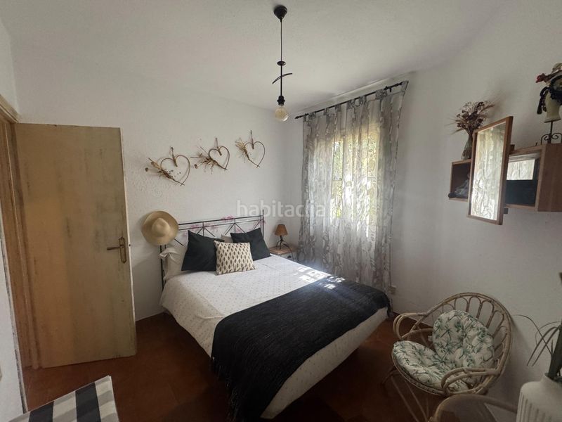 Foto dd83ca95-b17e-4d38-be7b-e5ba319fce5d. Edificio in Barrio de la Vega Monachil
