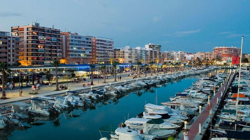 Foto 59e0bb4e-7c38-483e-952d-a881ce70c7e2. Piccolo appartamento in Playa Levante Santa Pola