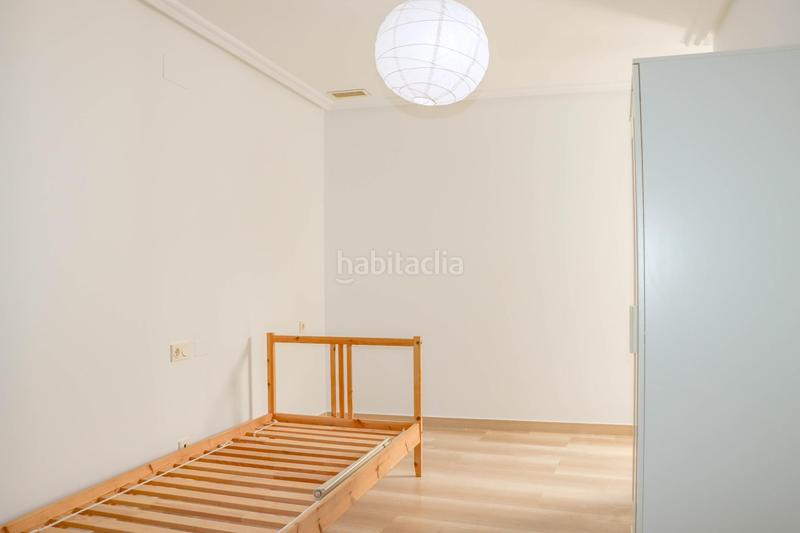 Foto c3bc9ec3-4d7a-4a41-ba56-aa7cf3d24a26. Piccolo appartamento in Playa Levante Santa Pola