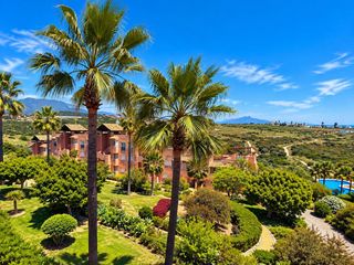 Dachwohnung  Urbanizacion casares del sol (ur7b). Back on the market today  3 bed corner penthouse  147m2 terraces
