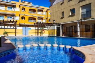 Apartamento  Calle de la reina sofía. Vivienda de 3 dormitorios con terraza espaciosa en formentera