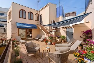 Casa bifamiliare  Carrer de l'arc. En palafrugell  oportunidad de vivienda con licencia turística