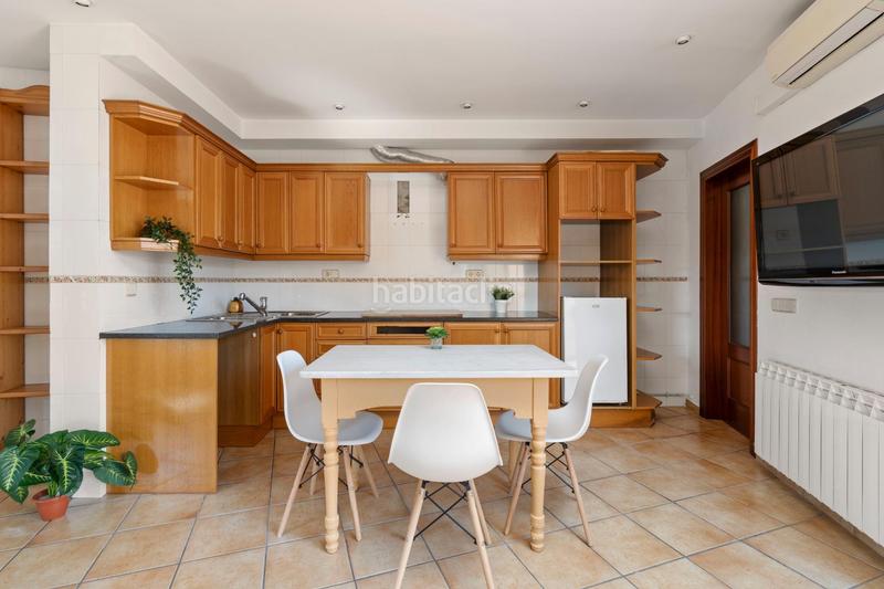 Foto 52b50e34-7456-4a20-90e2-e460242b2ef0. Casa pareada vivienda con licencia turística local comercial con rentabilidad en Palafrugell