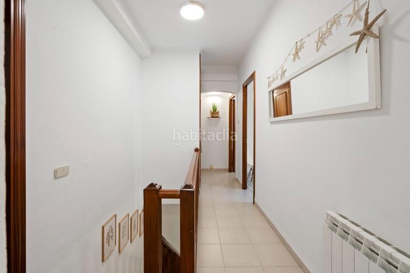 Foto f8f1c9fa-c50c-4877-9889-7b9195e77a65. Casa pareada vivienda con licencia turística local comercial con rentabilidad en Palafrugell