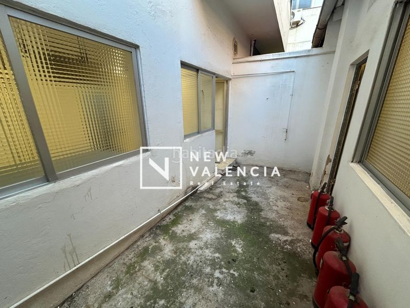 Foto 0ca8dda1-348a-4019-bb85-f344b15c3496. Local comercial a Nou Moles Valencia