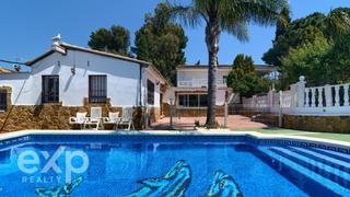 Xalet  Avenida los lagos. Chalet en los lagos