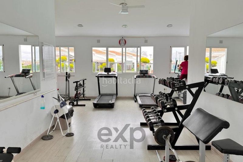 Foto 7cbf1e97-8b3b-4495-819b-5fad9cef71c5. Casa amb calefacció aparcament piscina a Riba - roja de Túria