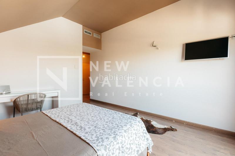 Foto af27bea5-115c-477d-9c37-0c91e1886b53. Àtic amb calefacció piscina a Nou Campanar Valencia