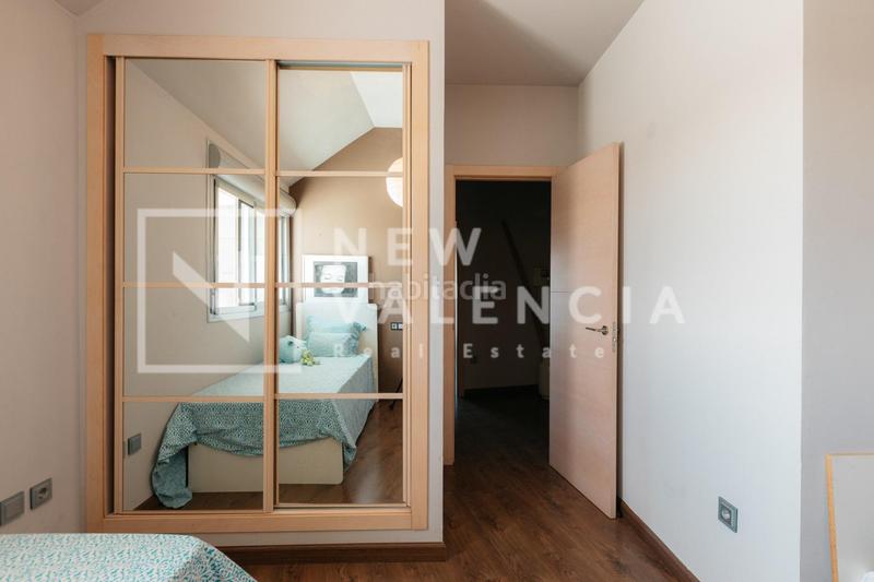 Foto c977cc5b-7faa-4308-a099-9c3dea0ef1db. Àtic amb calefacció piscina a Nou Campanar Valencia
