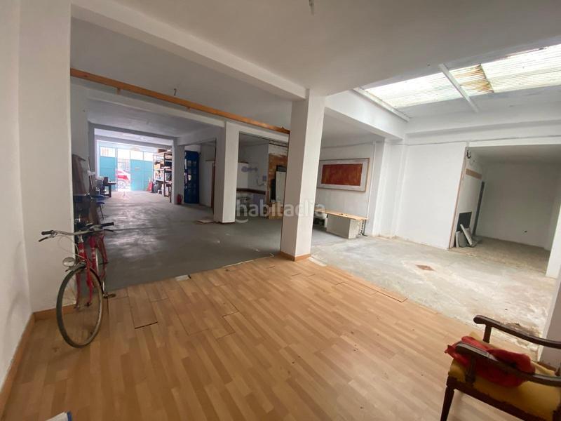 Foto 21e3cc41-be4e-4ed1-8ba8-7ff0d2b6d3b4. Local comercial estupendo local en calle comercial en Huelva