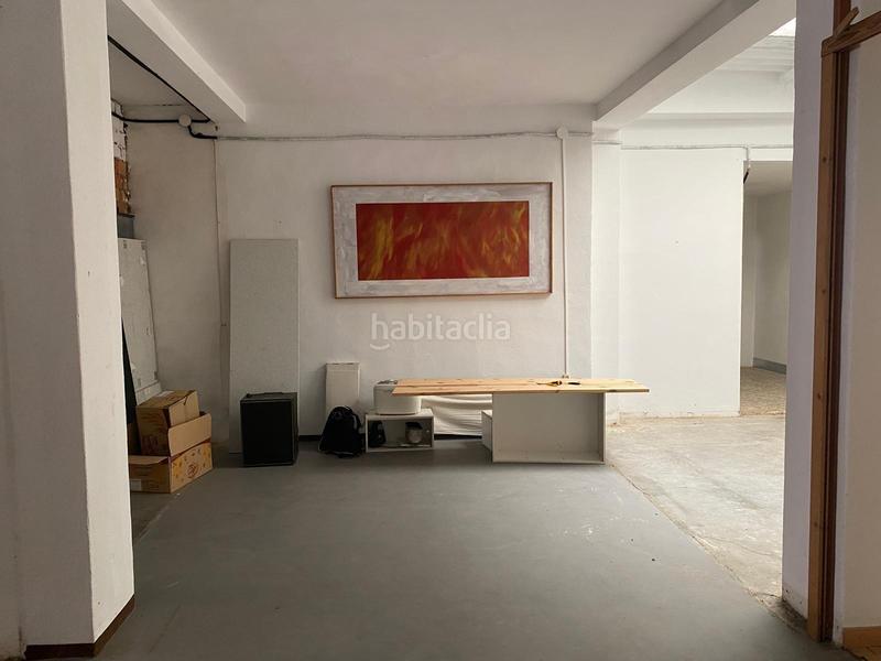 Foto 491d8ffe-5b1d-415e-8fae-c671c172d4ce. Local comercial estupendo local en calle comercial en Huelva