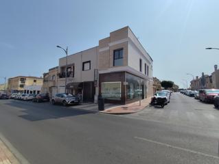 Pis a Aguadulce Sur. Venta de piso y local con sotano en aguadulce sur