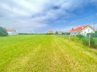 Terreny residencial  Lugar luanco. Finca edificable en venta a 2 minutos de luanco y a 18 minutos d
