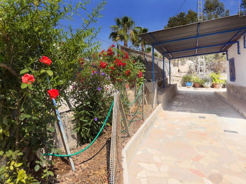 Foto fe8e12b0-b7f8-4109-9131-d9a7e9f5d637. Chalet dans partida lomas gp.2 117 dans Albatera