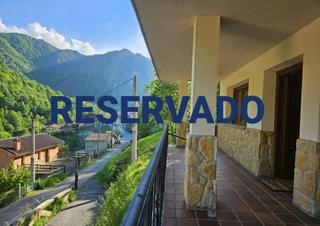 Chalet à Lugar pendones. Descubre este rincón lleno de paz en plena naturaleza