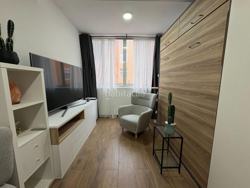 Foto 7b901172-069d-469b-9603-a1a16fbe0eb6. Estudi amb aparcament a Los Europeos Torrevieja