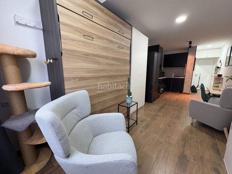 Foto 7ef4b501-3b89-4bbc-bcc7-4cf0f6902a34. Estudi amb aparcament a Los Europeos Torrevieja