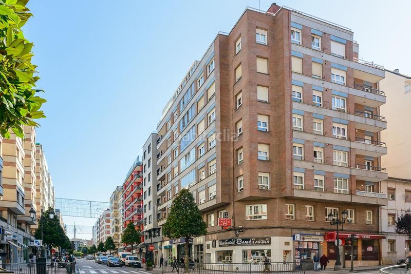 Foto e6262d2f-b651-493f-bac0-73ffaf4bb6fa. Ático en avenida valentin Masip 21 ático en buenavista vallobin Masip en Oviedo
