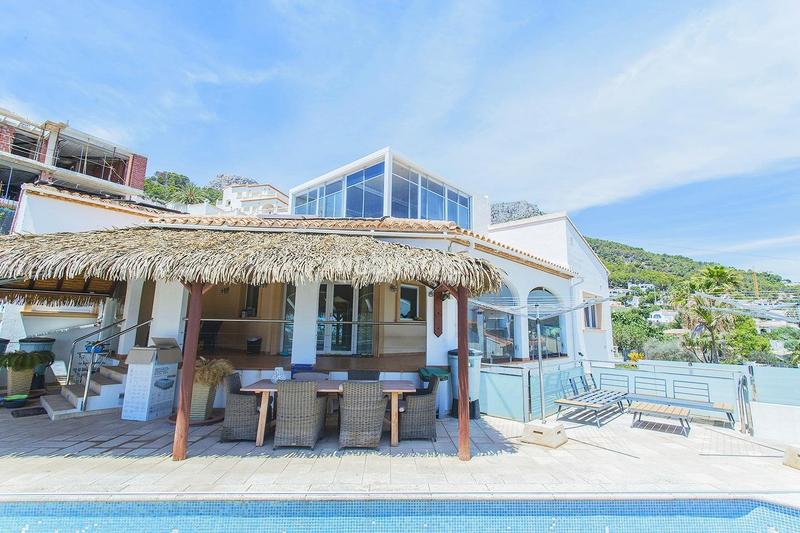 Foto 66baba04-68e0-4ba7-87db-42f1d0110d81. Xalet amb calefacció aparcament piscina a Oltamar - Cucarres Calp