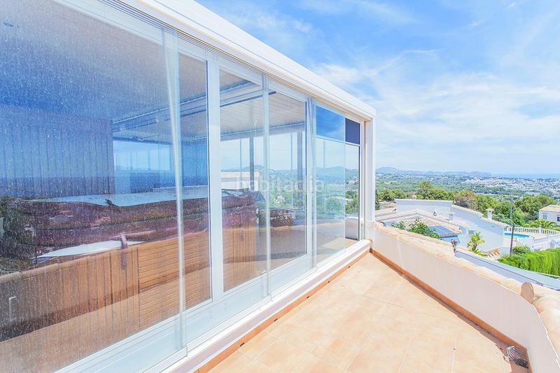 Foto 88be6ade-f135-4c1c-b017-89c9a51aa6f9. Xalet amb calefacció aparcament piscina a Oltamar - Cucarres Calp