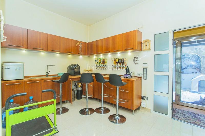 Foto dd0d9502-6021-4a72-97bb-9738b8f5ac32. Xalet amb calefacció aparcament piscina a Oltamar - Cucarres Calp