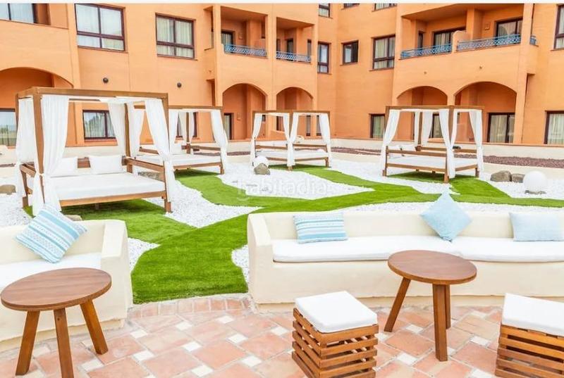 Foto e6bd80b6-b30e-41fb-b9e4-2f87dfdcecec. Apartamento ideal apartamento para inversores en benahavis en Estepona