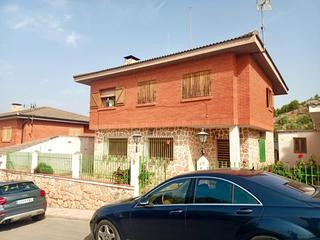 Chalet en Elche de la Sierra. Chalet en venta en elche de la sierra  oportunidad para actualiz