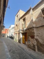 Casa  Calle honda. Construye tu nuevo hogar en el centro de crevillent