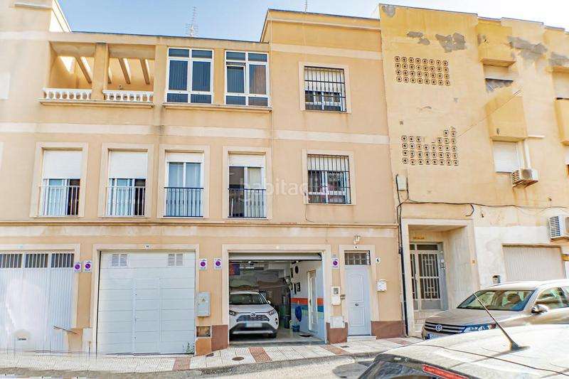 Foto 2338eb82-83c0-4fe2-8194-364f2a4c6ee5. Maison avec parking dans El Puerto - La Romanilla Roquetas de Mar