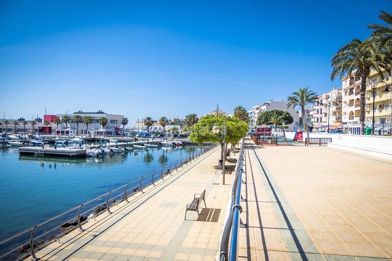 Foto 66f2c02d-d10a-4f76-8532-79788a6db2eb. Maison avec parking dans El Puerto - La Romanilla Roquetas de Mar