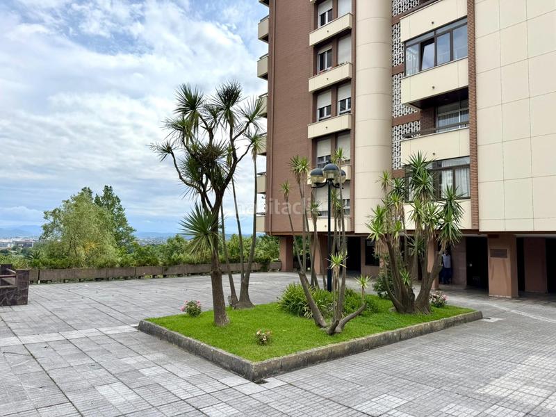 Foto 98ebfe14-bdb9-4051-8861-84f525d1f0c5. Pis a calle gerardo diego 1 a Alisal - San Román Santander