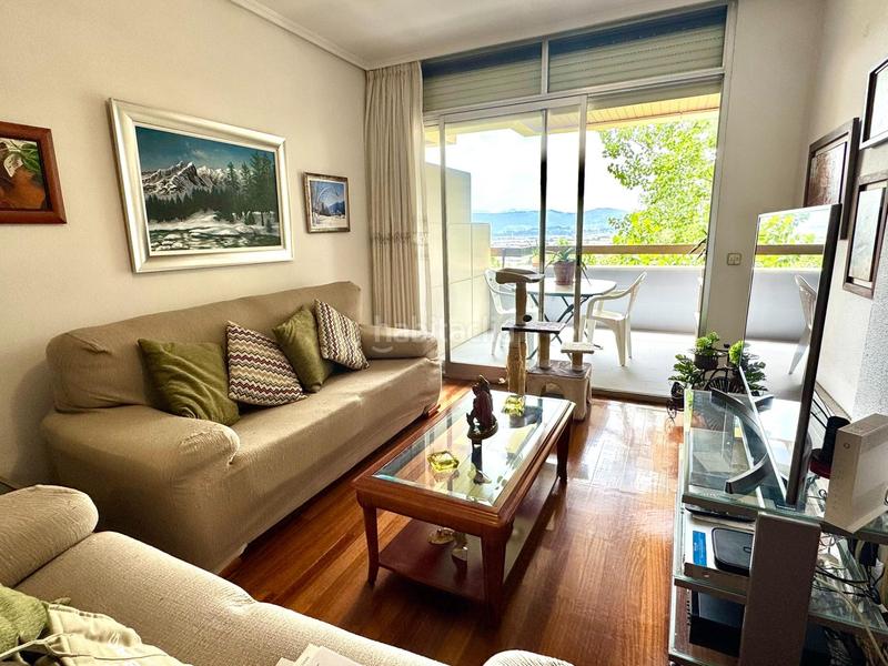 Foto c0866ff5-abb8-486a-a999-df346f316378. Pis a calle gerardo diego 1 a Alisal - San Román Santander