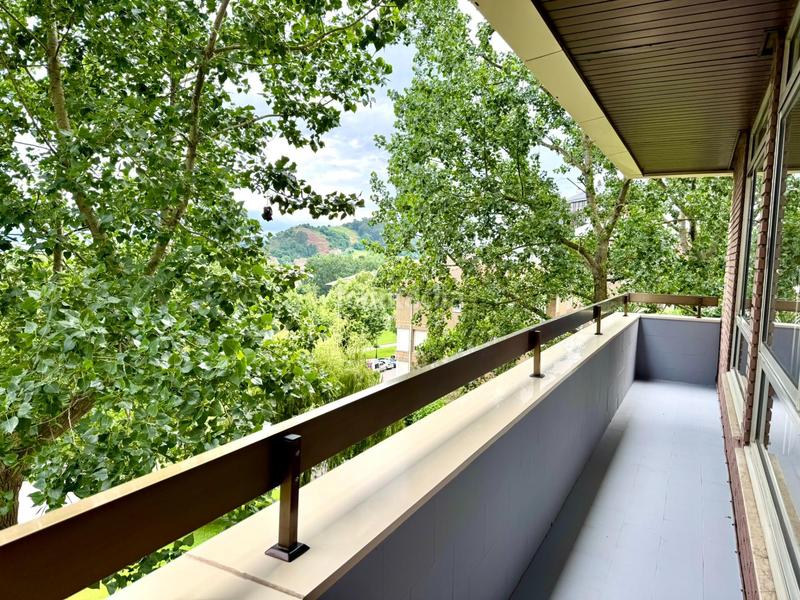 Foto cbfd115b-feb2-4682-bd72-9567723bf68e. Pis a calle gerardo diego 1 a Alisal - San Román Santander