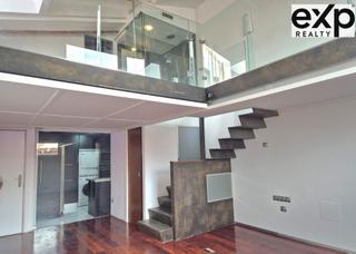 Dúplex  Calle libertad. Exclusivo áticodúplex con terraza  apartamento en justicia