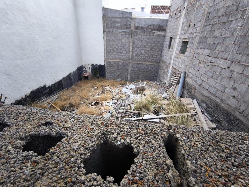 Foto 378e5e4b-3f99-4e1e-a3df-131087ed117b. Wohngrundstück in calle vía 8010 63 in Los Giles - Las Majadillas Palmas de Gran Canaria (Las)