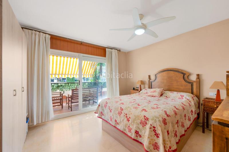 Foto 7c304e60-9e15-4fc2-86bb-73fb0c14570d. Appartement mit parking pool in Guadalmina Alta Marbella