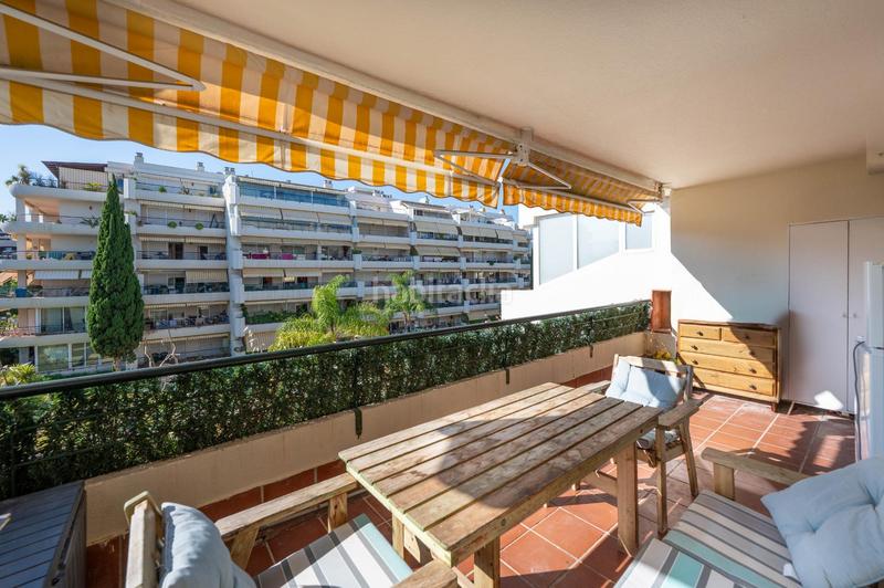 Foto 8f8155ee-cefc-41c3-9df1-7b1adca768fc. Appartement mit parking pool in Guadalmina Alta Marbella