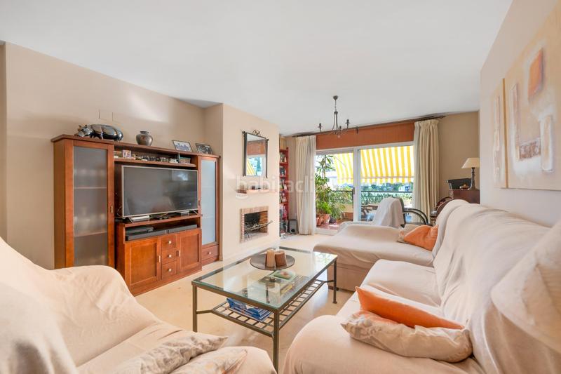 Foto 912a1bc4-158b-42b7-8530-fcdd69becaa9. Appartement mit parking pool in Guadalmina Alta Marbella