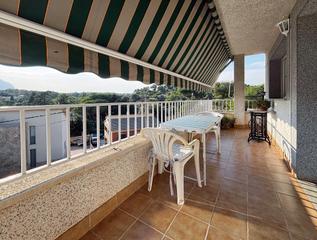 Chalet  Passeig oliveres, de les. Casa a 4 vientos ideal para familias, a solo 2 minutos de la est