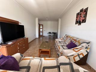 Casa a San Isidro - Campohermoso. Dúplex en venta oportunidad única con local comercial