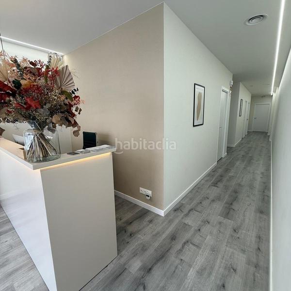 Foto fcec6353-9caa-4317-8383-bffbae8bf15a. Alquiler local comercial en el corazón local en traspaso en Granollers