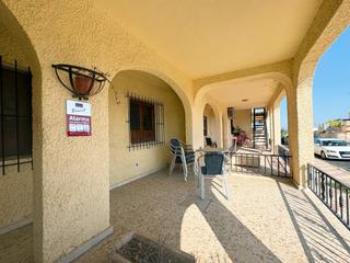 Semi detached house  Urbanizacion marina-fina. Adosado con vistas al mar y dos viviendas independientes  urbani