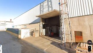 Business premise in Centro. Venta de nave industrial  traspaso de negocio en funcionamiento