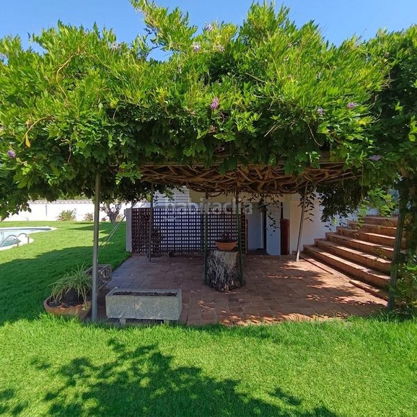 Foto 9e8b03a9-b5df-4675-9bef-16494dc8a60a. Casa amb calefacció aparcament piscina a Riells Escala (L´)