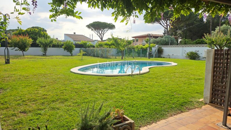 Foto ac63b1e5-99ea-48bf-a3be-7da033d0a6ca. Casa amb calefacció aparcament piscina a Riells Escala (L´)