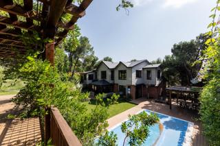 Location Chalet à Pino Alto-Navarredonda. Exclusiva residencia de diseño americano con alma artística, pri